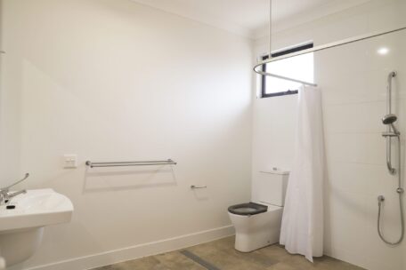 Bathroom of high physical support villa in Kippa Ring